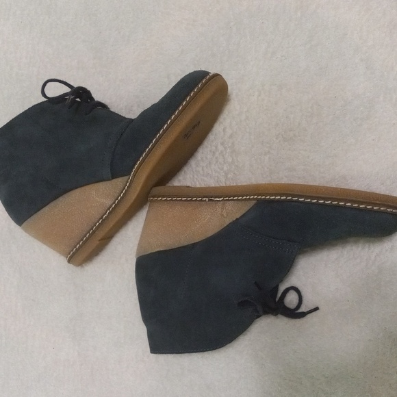 J. Crew MacAlister Dark Teal Suede Chukkas Wedge Booties NWOB - Picture 6 of 12